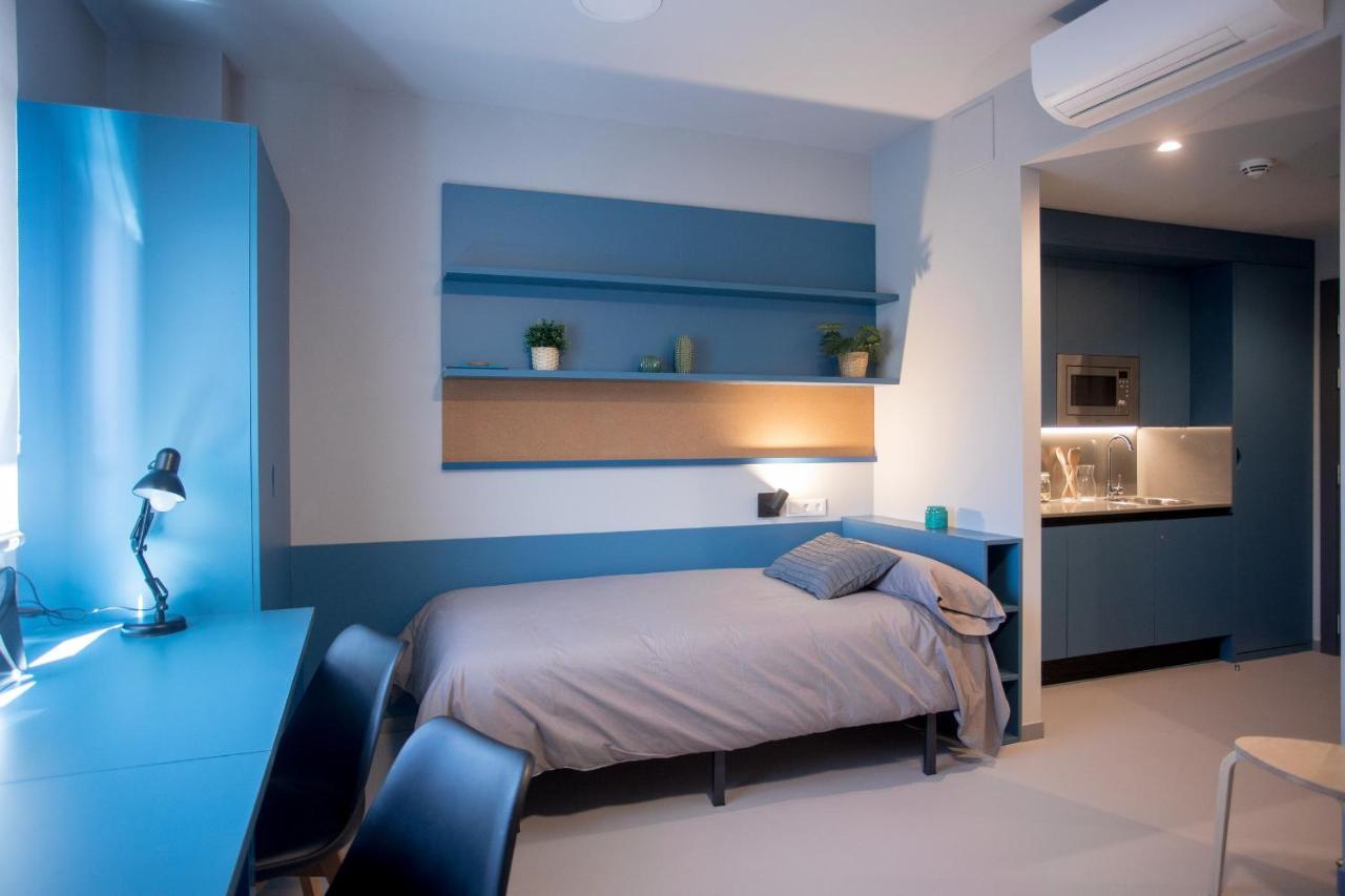 Residencia Universitaria Resa San Mames Билбао Екстериор снимка